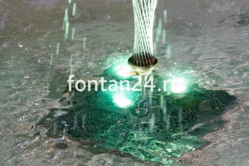 Комплекс из пяти фонтанов "Песочные часы"